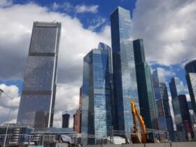 Перемычки, откосы и скатная крыша: где утепление решает всё